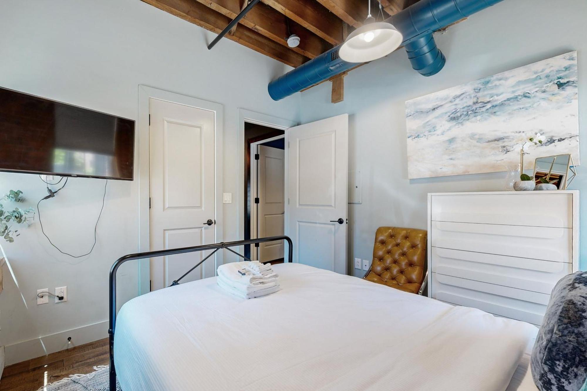 The 1865 Villa Nashville Room photo